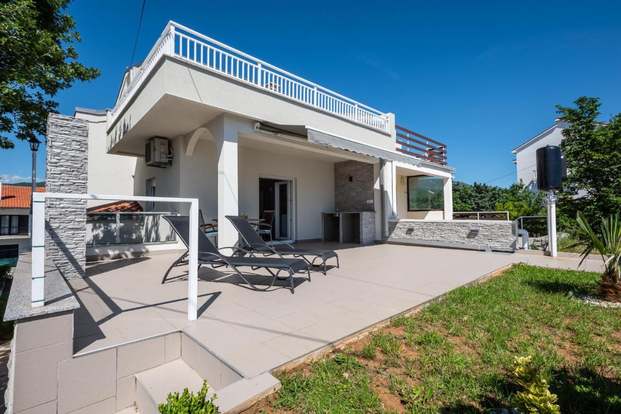 Apartments Omorfia คราลเยวีจา ภายนอก รูปภาพ