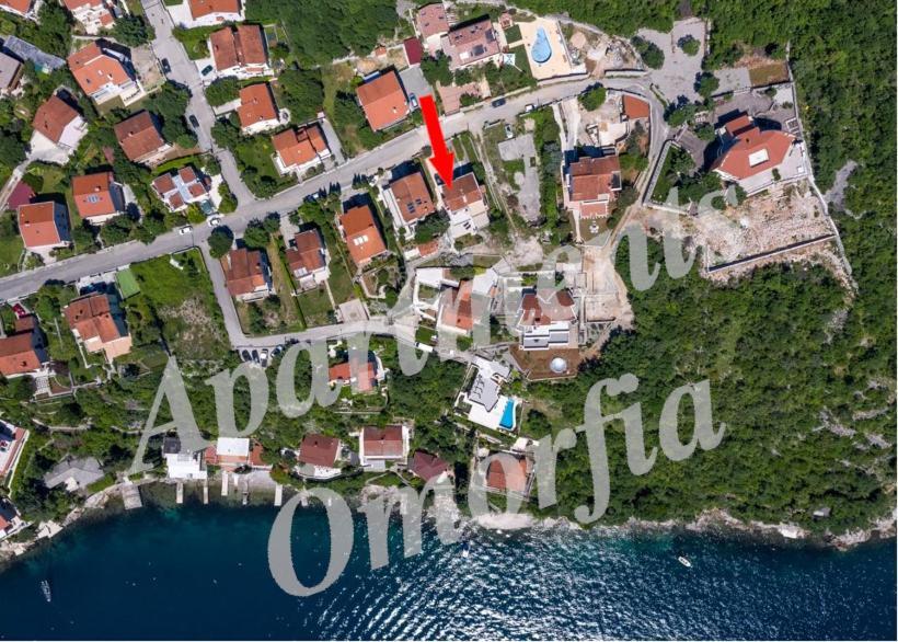Apartments Omorfia คราลเยวีจา ภายนอก รูปภาพ